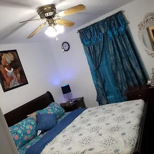 https://comfortable-holiday-homestay.us-newyorkcity.com